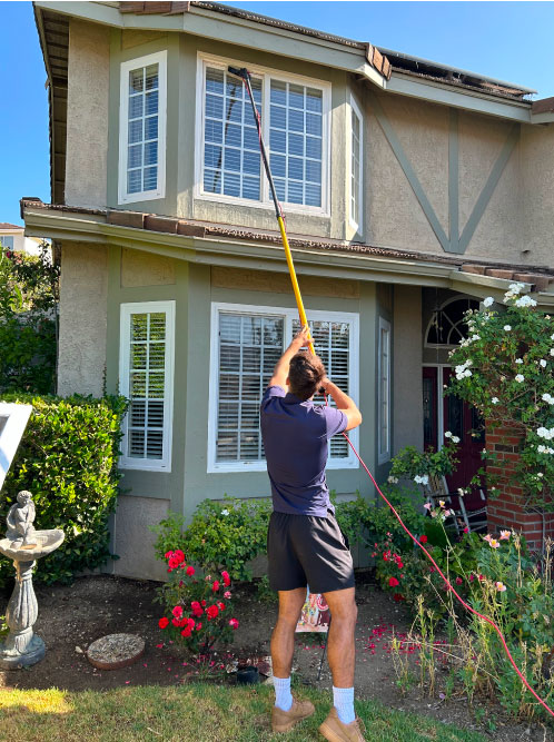 Aloha Window Bros at work